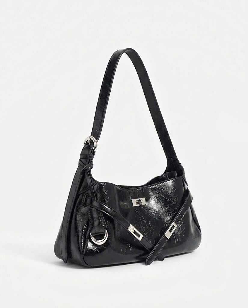 Maison Loria The Ariane Shoulder Bag in Black