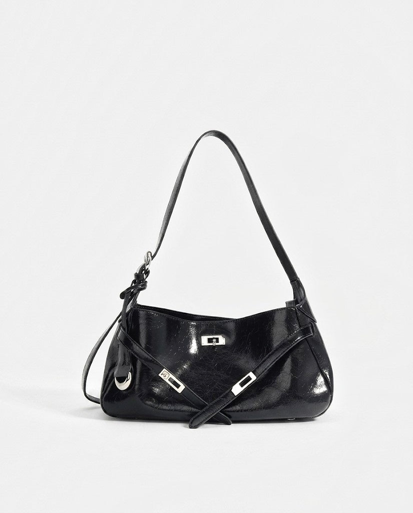 Maison Loria The Ariane Shoulder Bag in Black