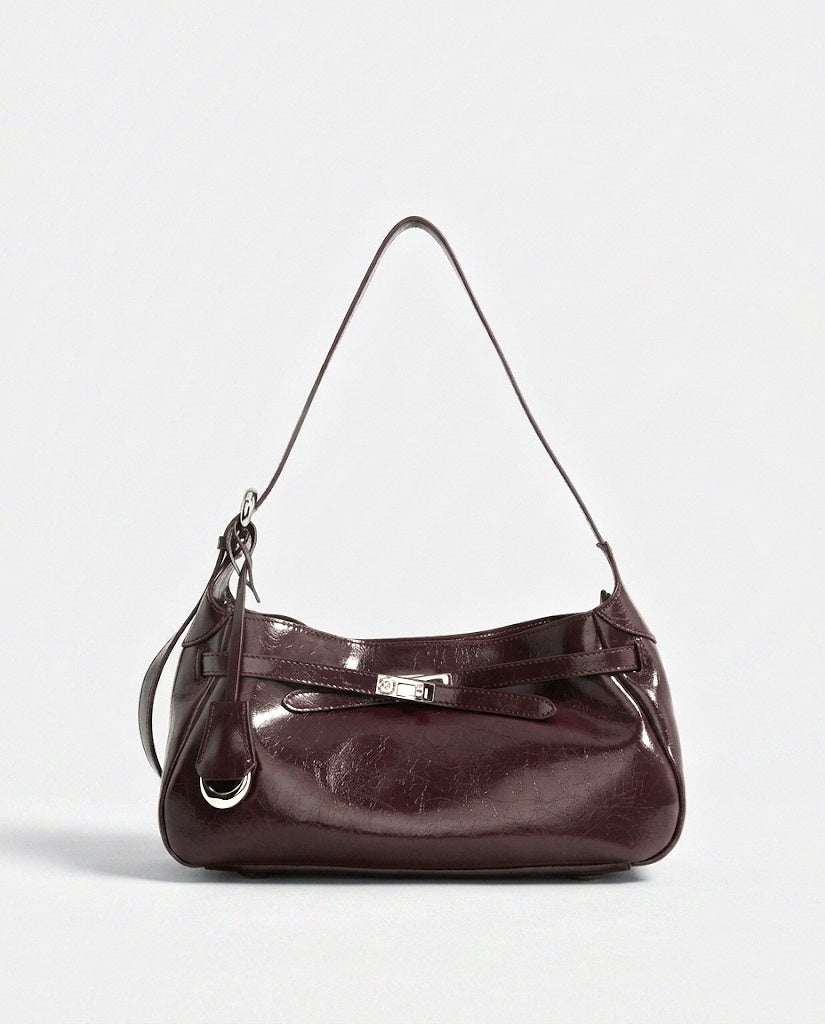 Maison Loria The Ariane Shoulder Bag in Burgundy