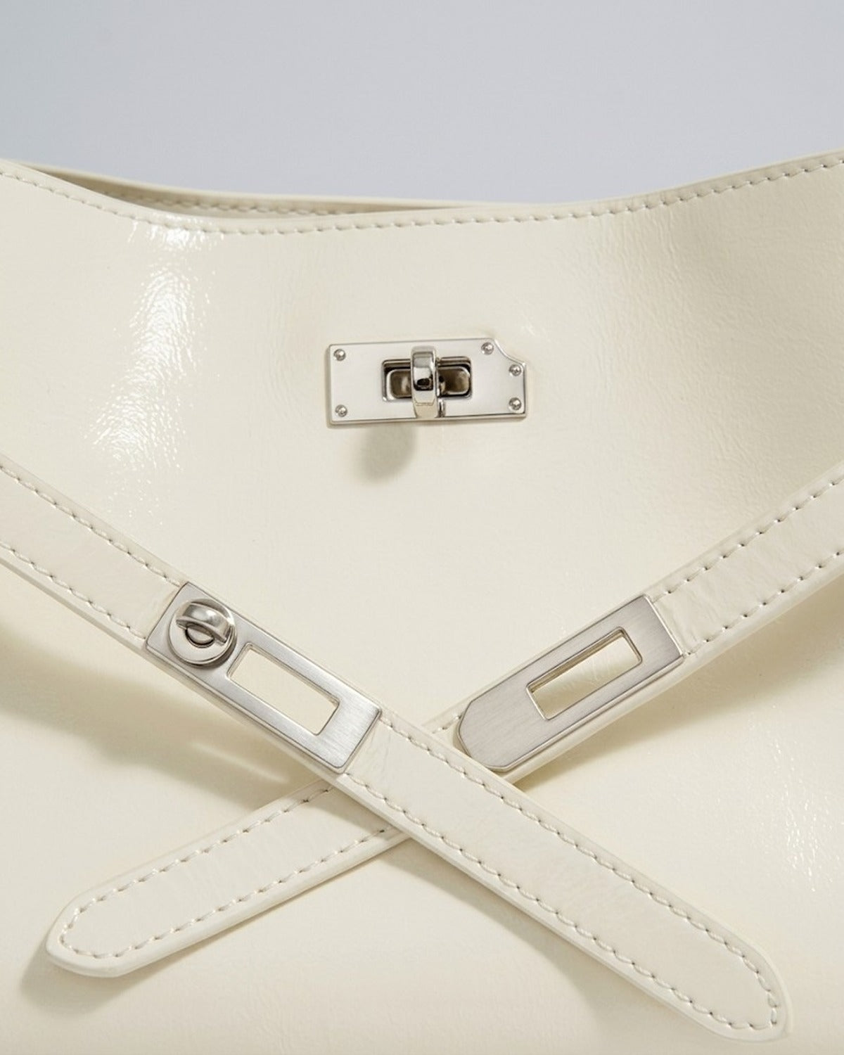 Maison Loria The Ariane Shoulder Bag in White