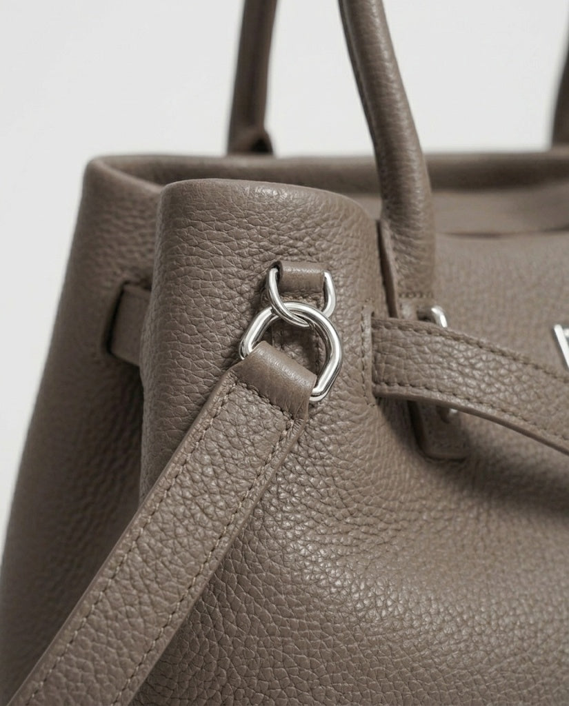 Maison Loria The Bérénice Crossbody in Khaki