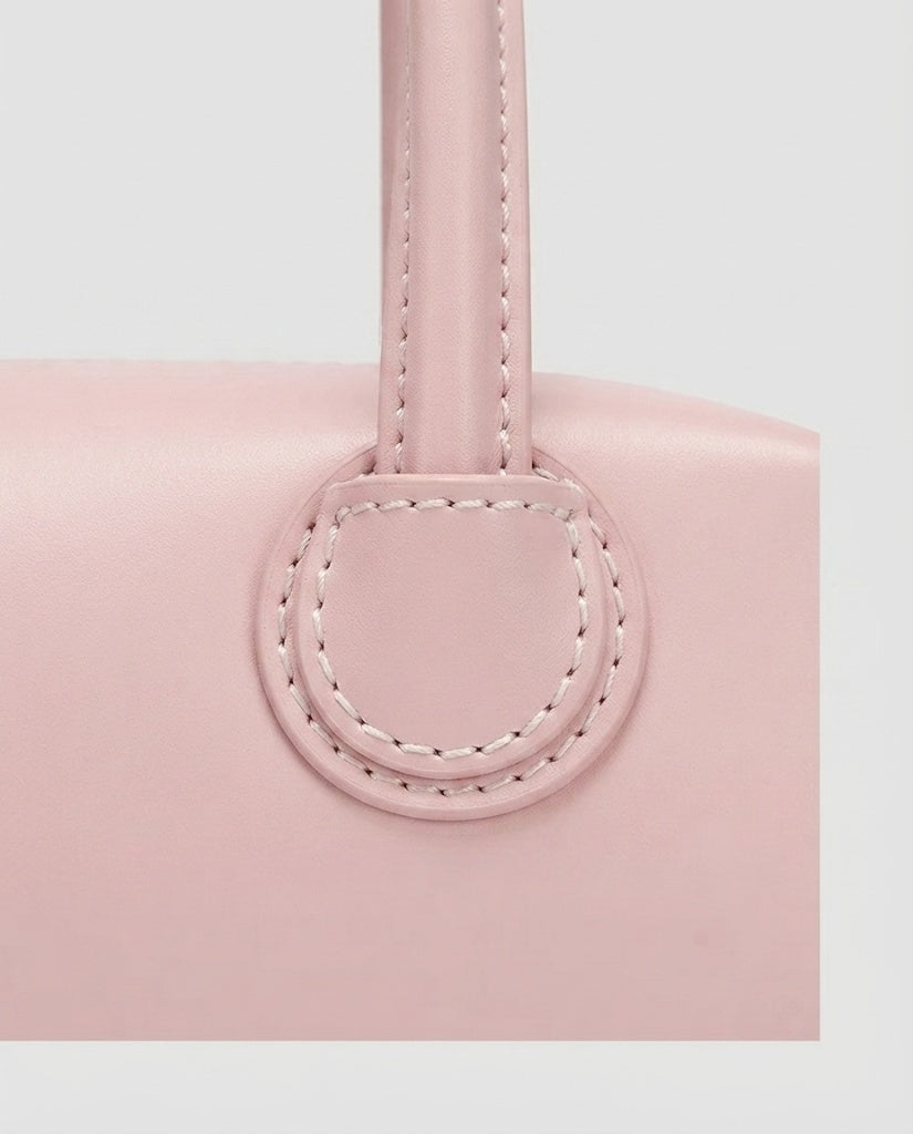 Maison Loria The Émilie Shoulder Bag in Pink