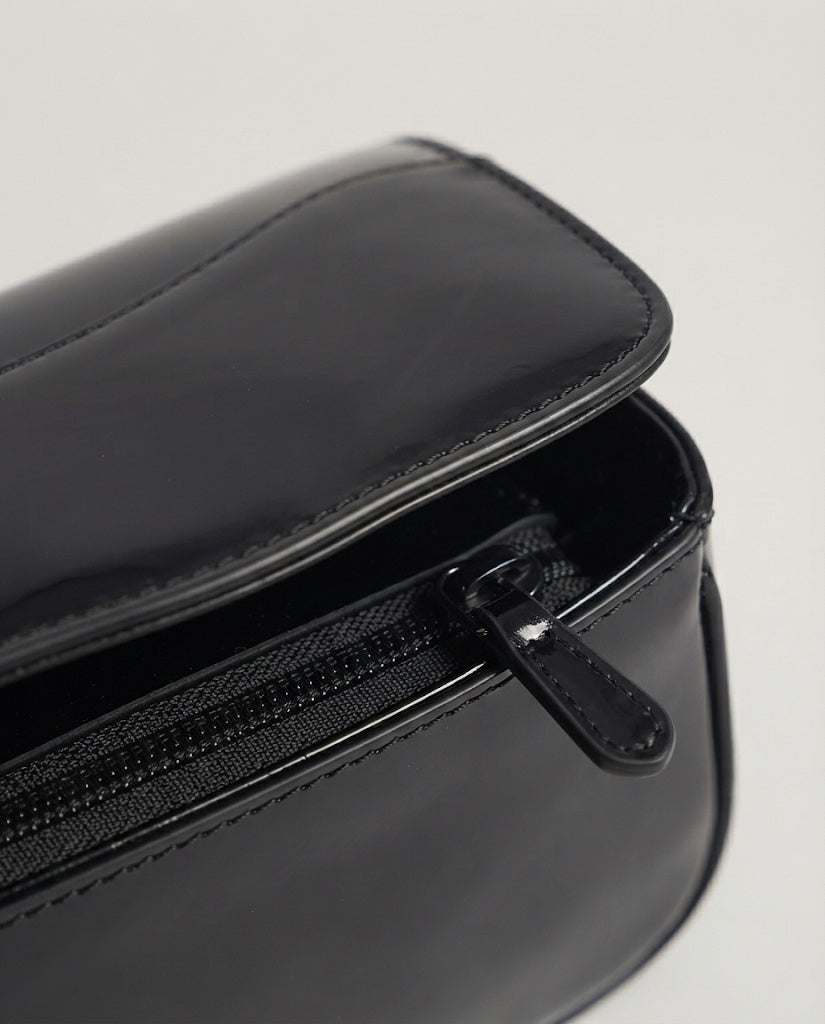 Maison Loria The Faustine Crossbody in Black