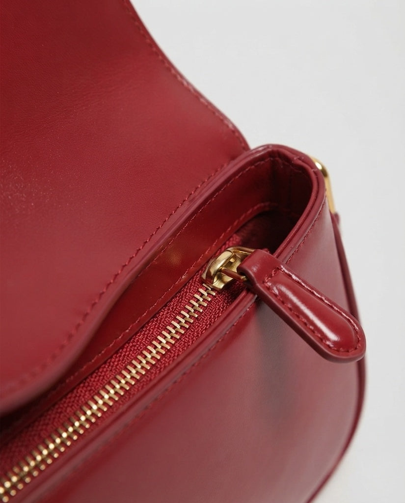Maison Loria The Faustine Crossbody in Glossy Red