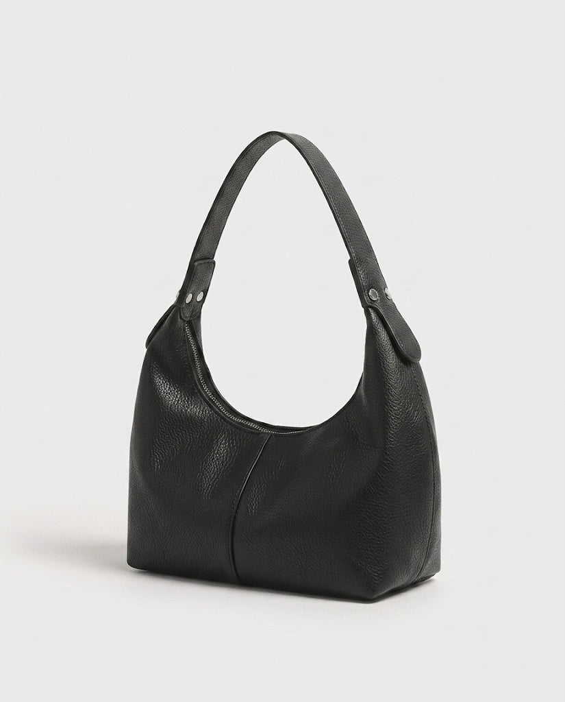 Maison Loria The Mélanie Shoulder Bag in Black