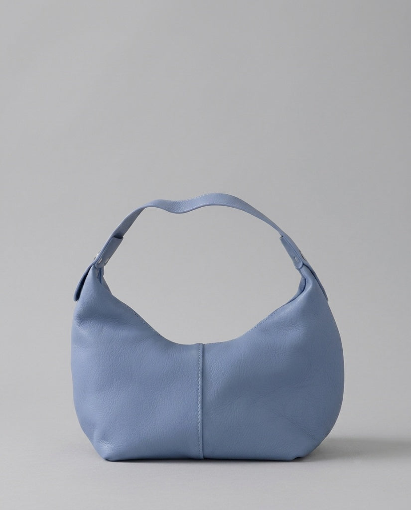 Maison Loria The Mélanie Shoulder Bag in Blue