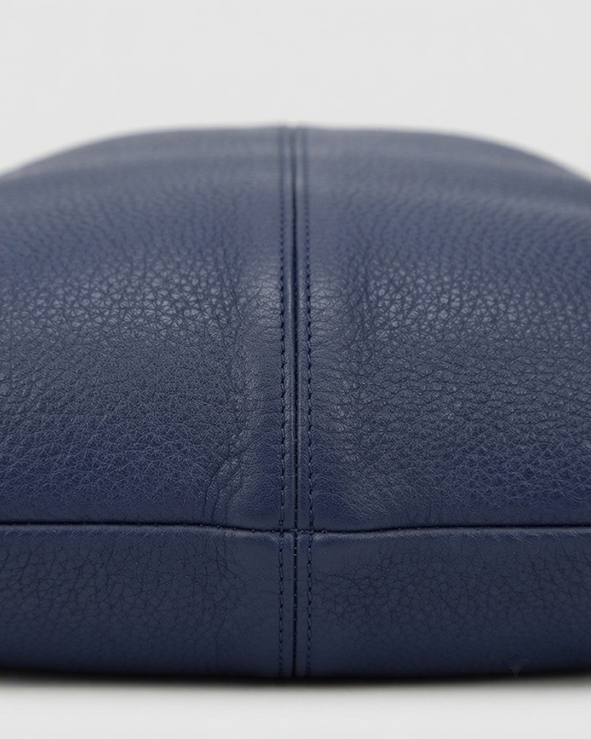 Maison Loria The Alix Hobo in Navy Blue