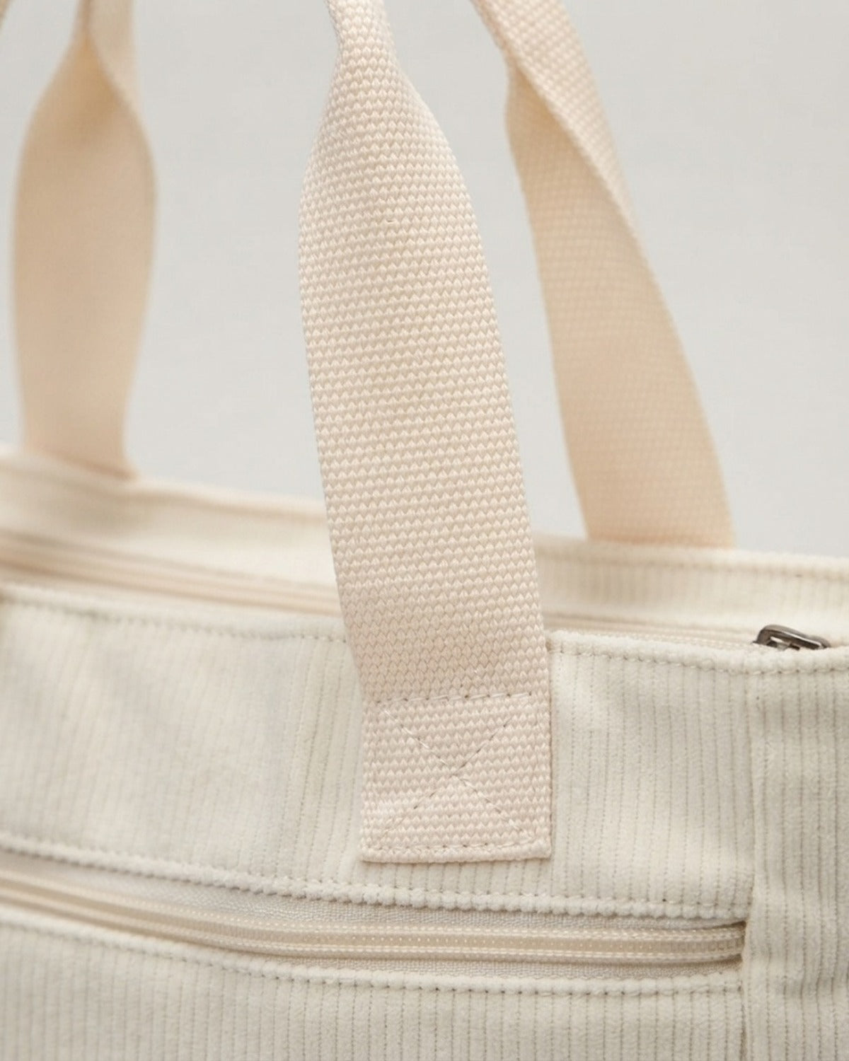 Maison Loria The Ambrose Crossbody Bag in White