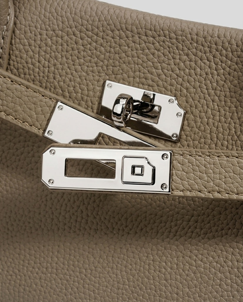 Maison Loria The Bérénice Crossbody in Khaki
