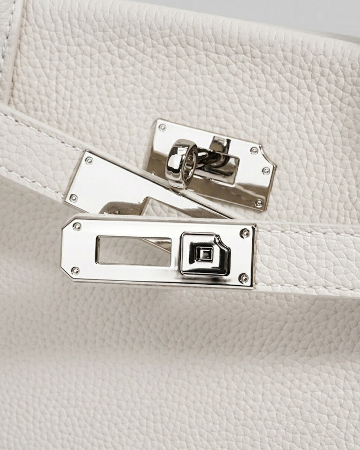 Maison Loria The Bérénice Crossbody in White