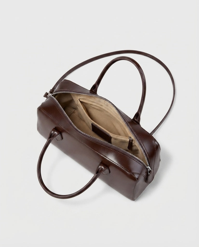Maison Loria The Blanche Shoulder Bag in Chocolate