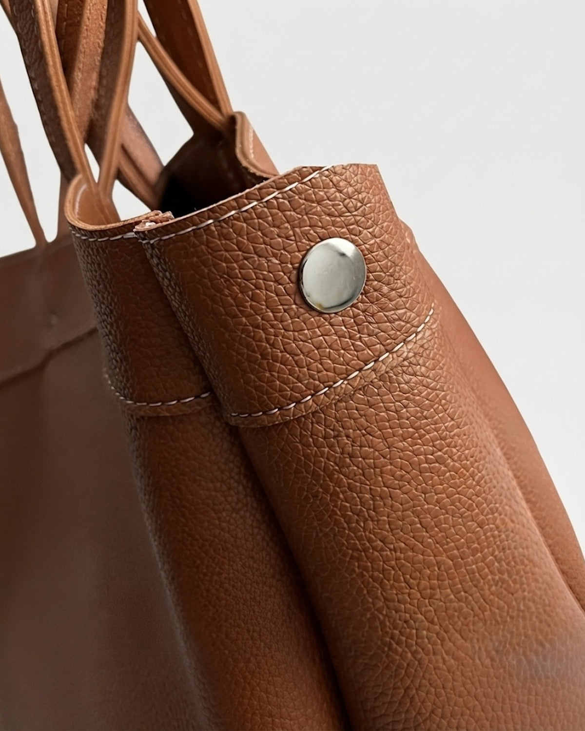 Maison Loria The Cécile Tote in Brown