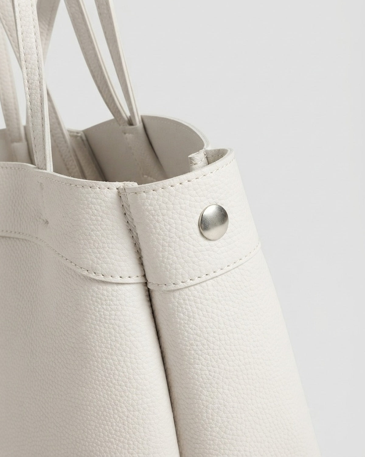 Maison Loria The Cécile Tote in White