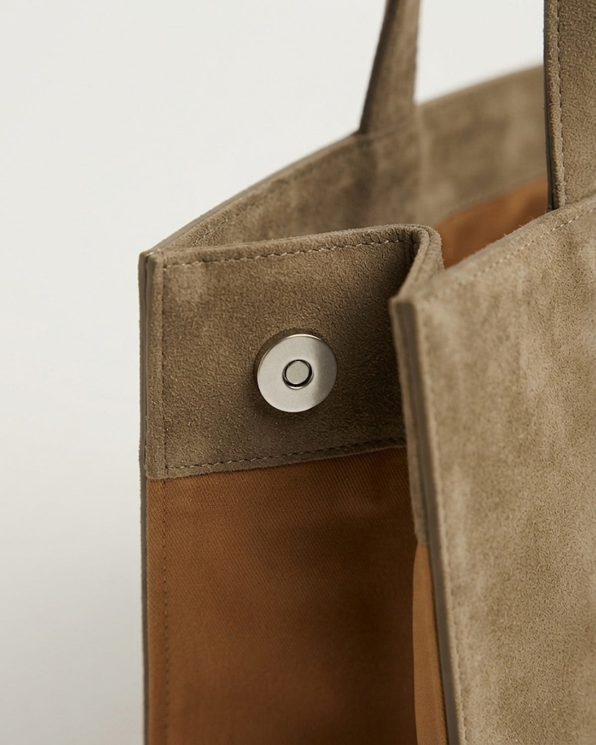 Maison Loria The Charlotte Tote in Khaki