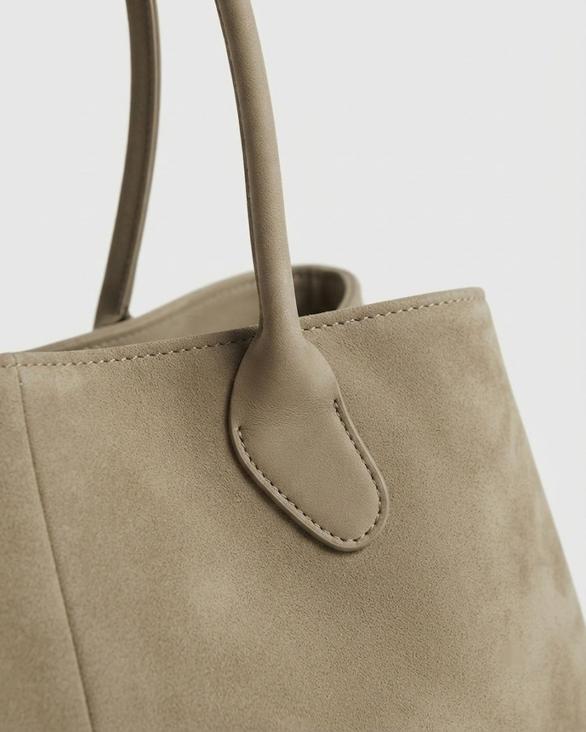 Maison Loria The Charlotte Tote in Khaki