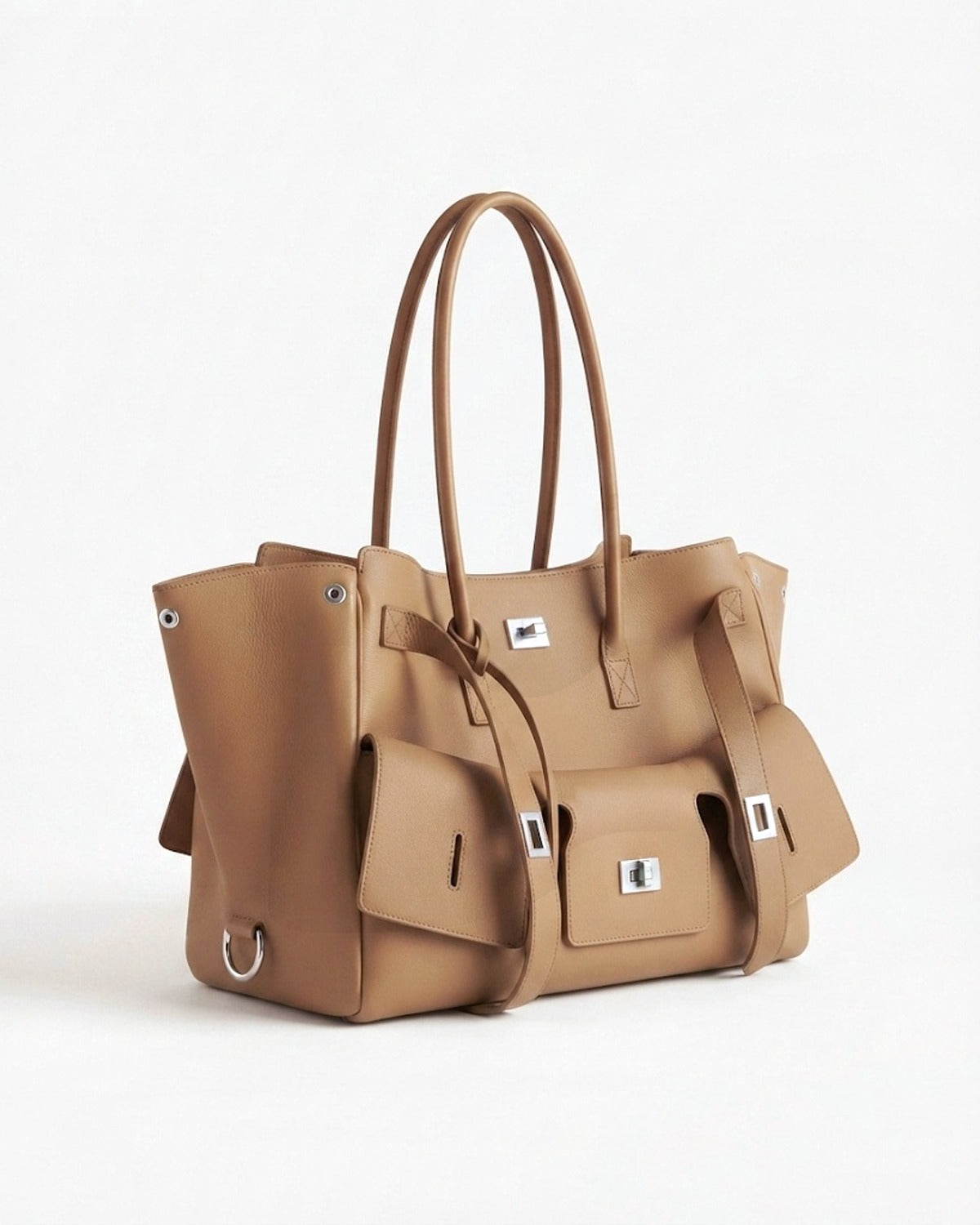 Maison Loria The Clémence Tote in Beige