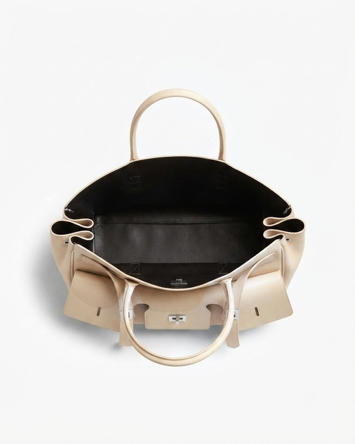 Maison Loria The Clémence Tote in Beige