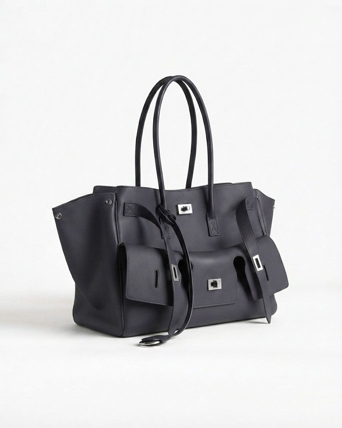 Maison Loria The Clémence Tote in Black