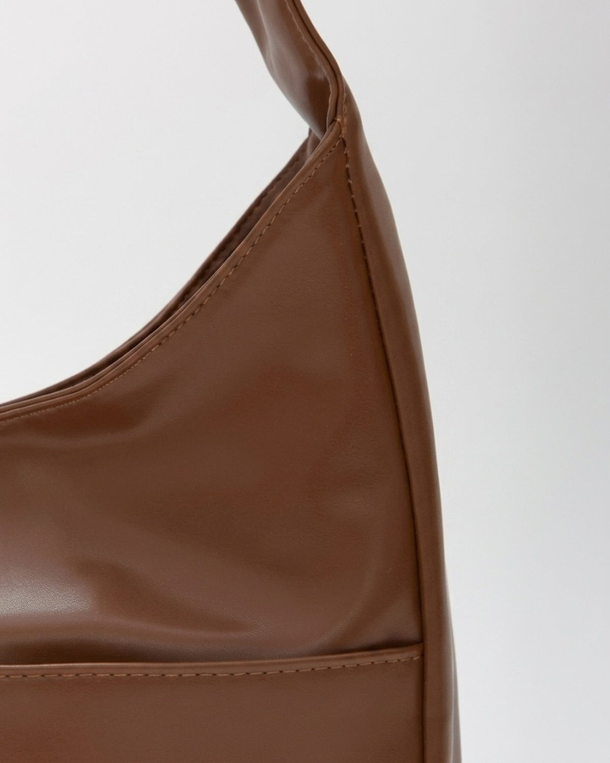 Maison Loria The Honorine Hobo in Brown