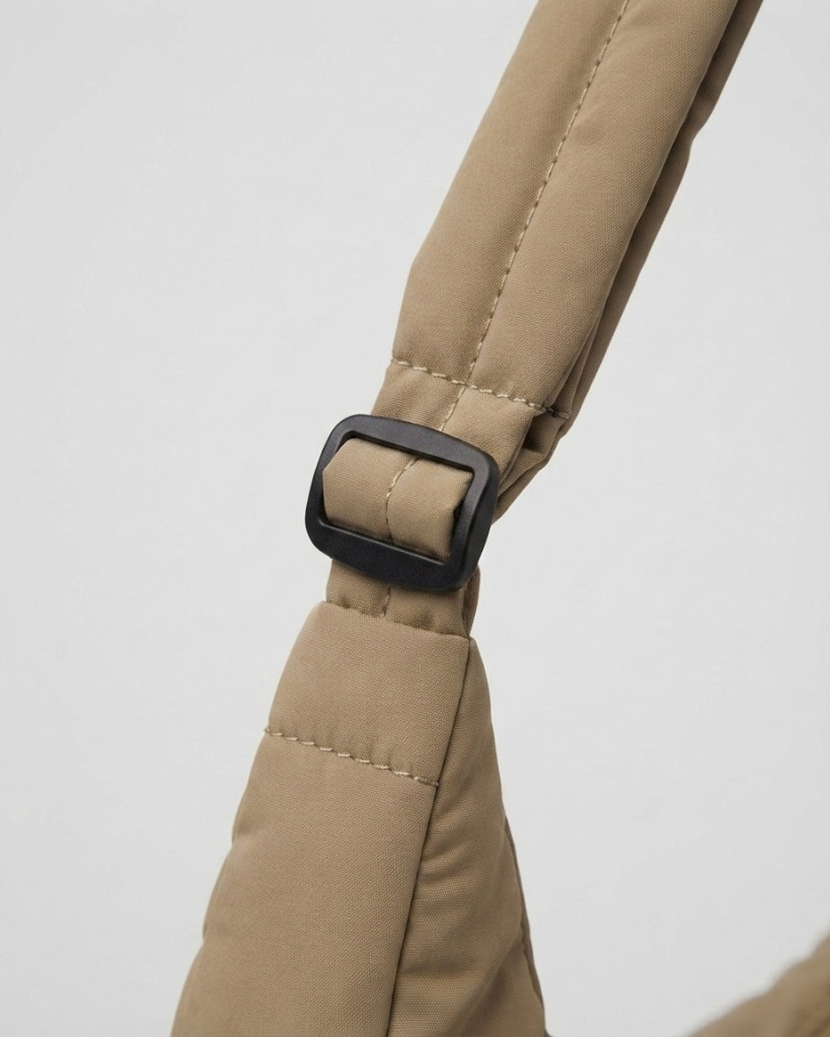 Maison Loria The Isaure Tote in Khaki