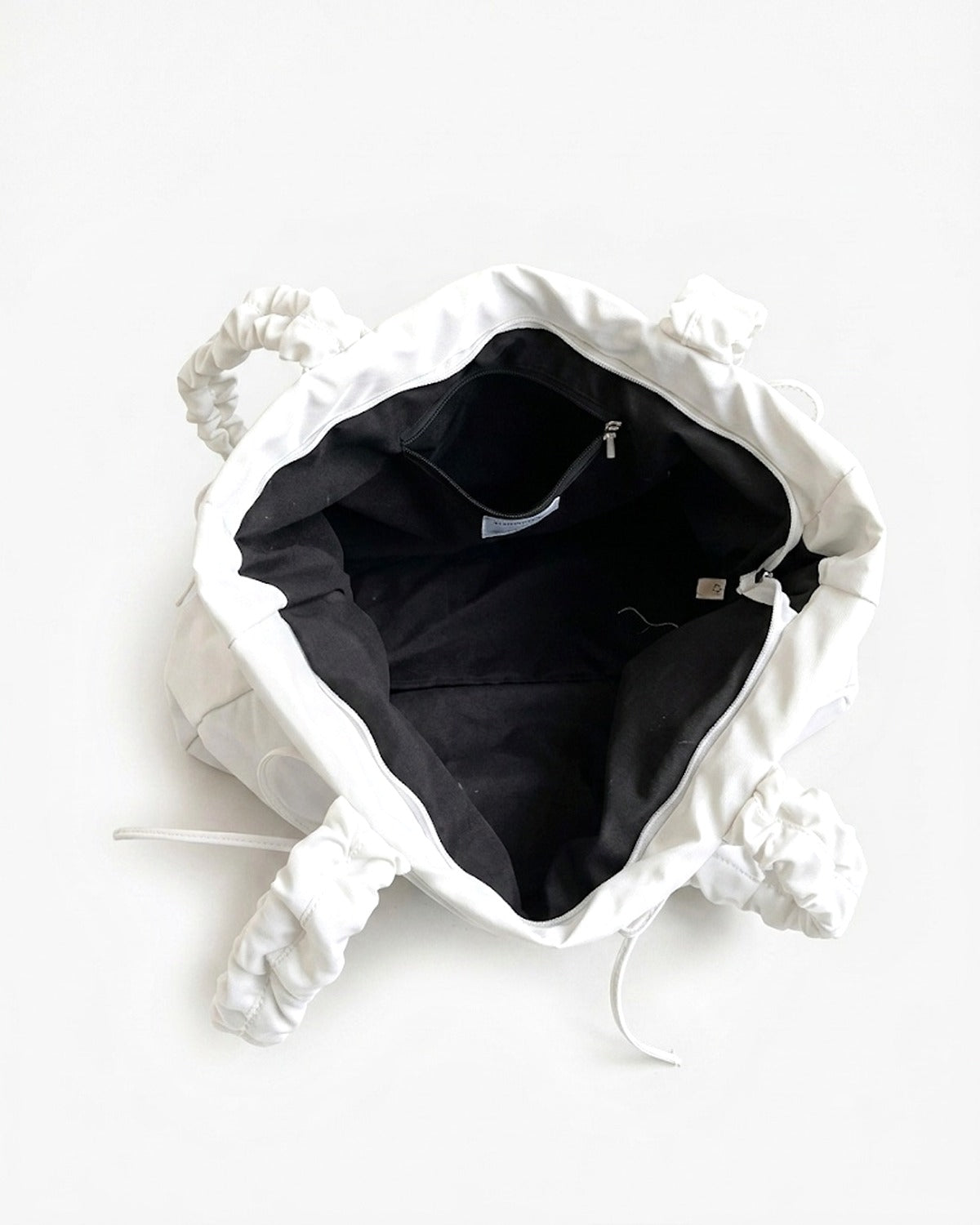 Maison Loria The Madeleine Tote in White