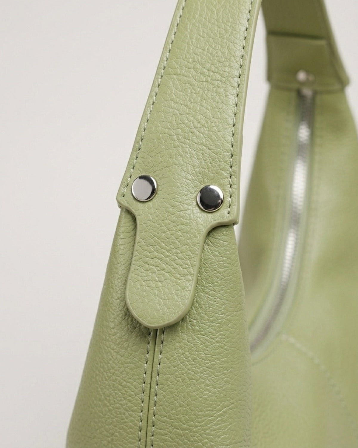 Maison Loria The Mélanie Shoulder Bag in Light Green