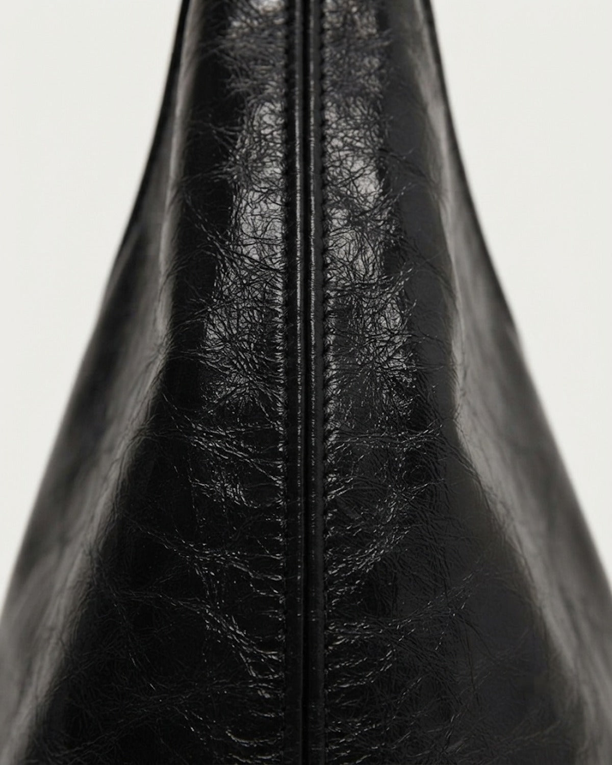 Maison Loria The Nicolette Hobo in Black