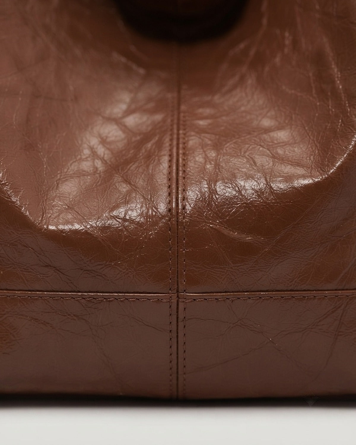 Maison Loria The Nicolette Hobo in Brown