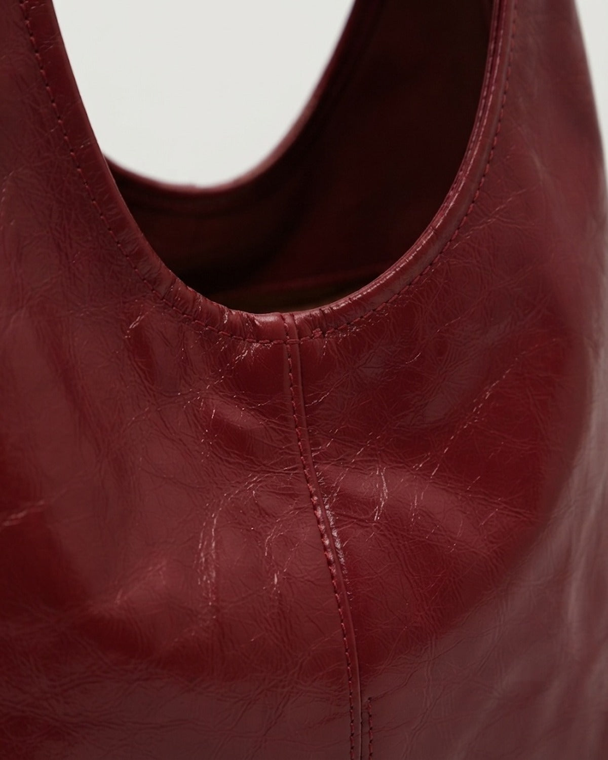 Maison Loria The Nicolette Hobo in Red