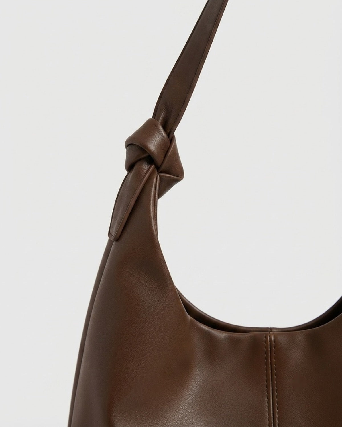 Maison Loria The Pauline Hobo in Brown