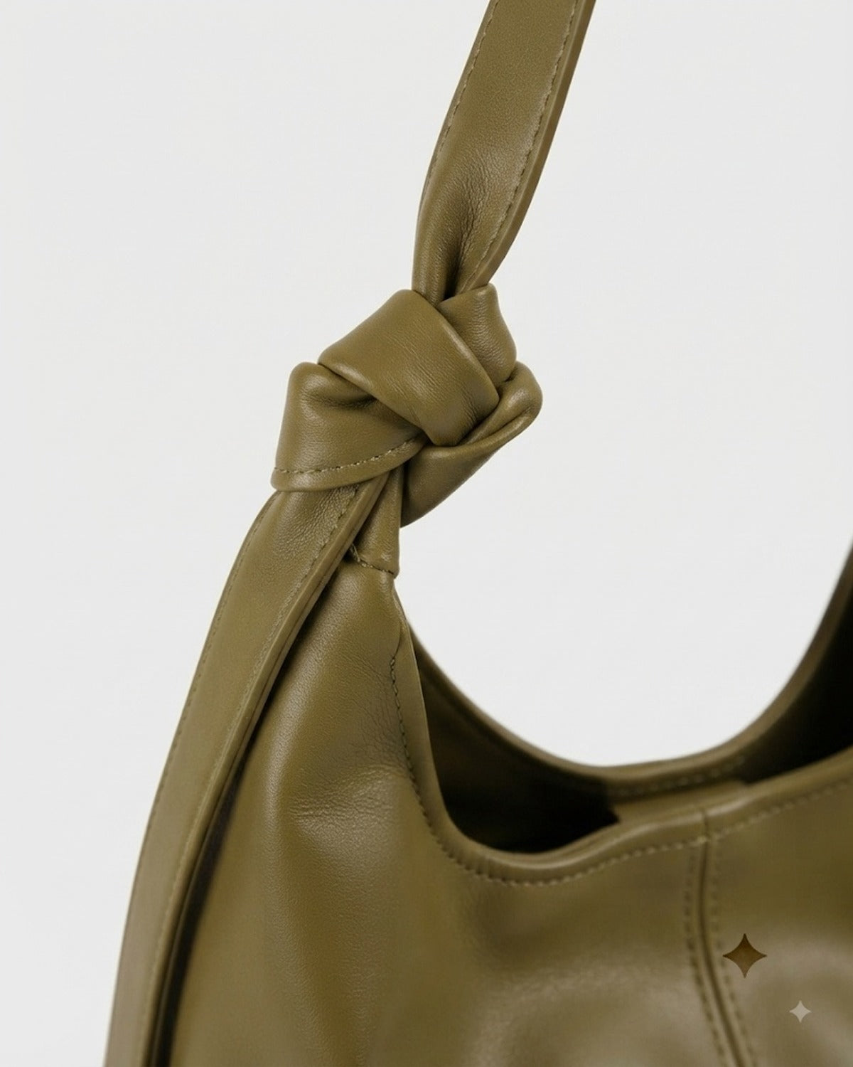 Maison Loria The Pauline Hobo in Olive green