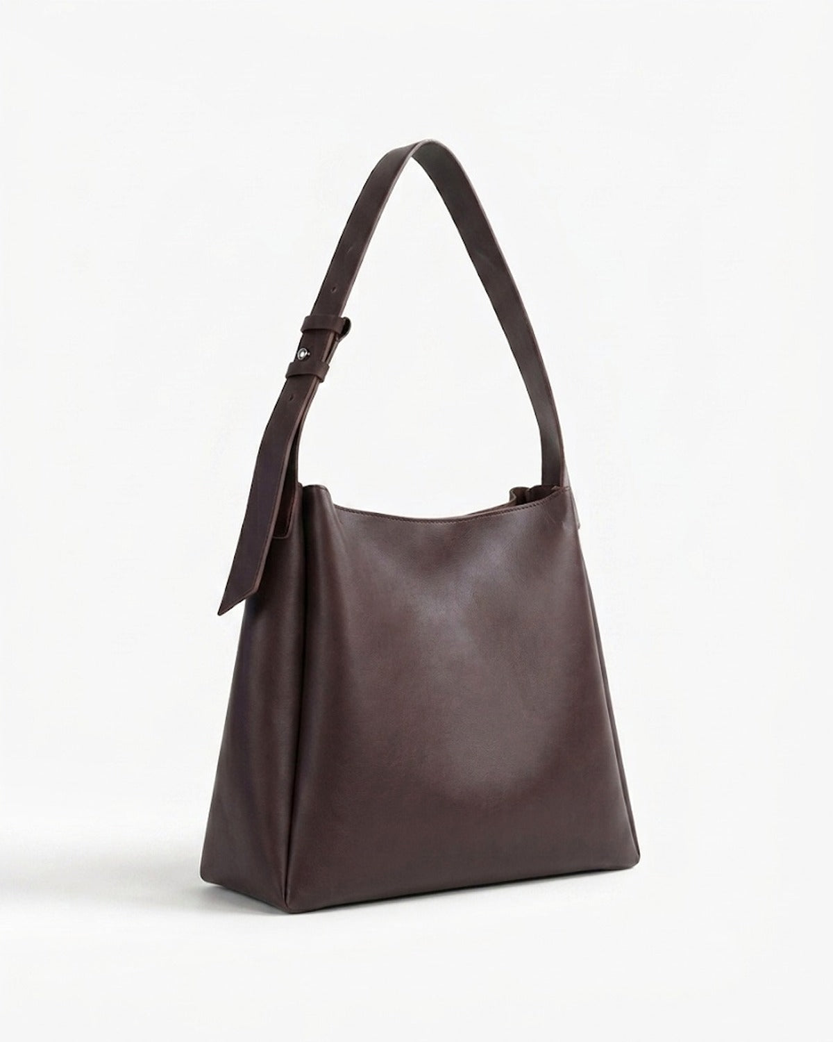 Maison Loria The Sidonie Hobo in Chocolate