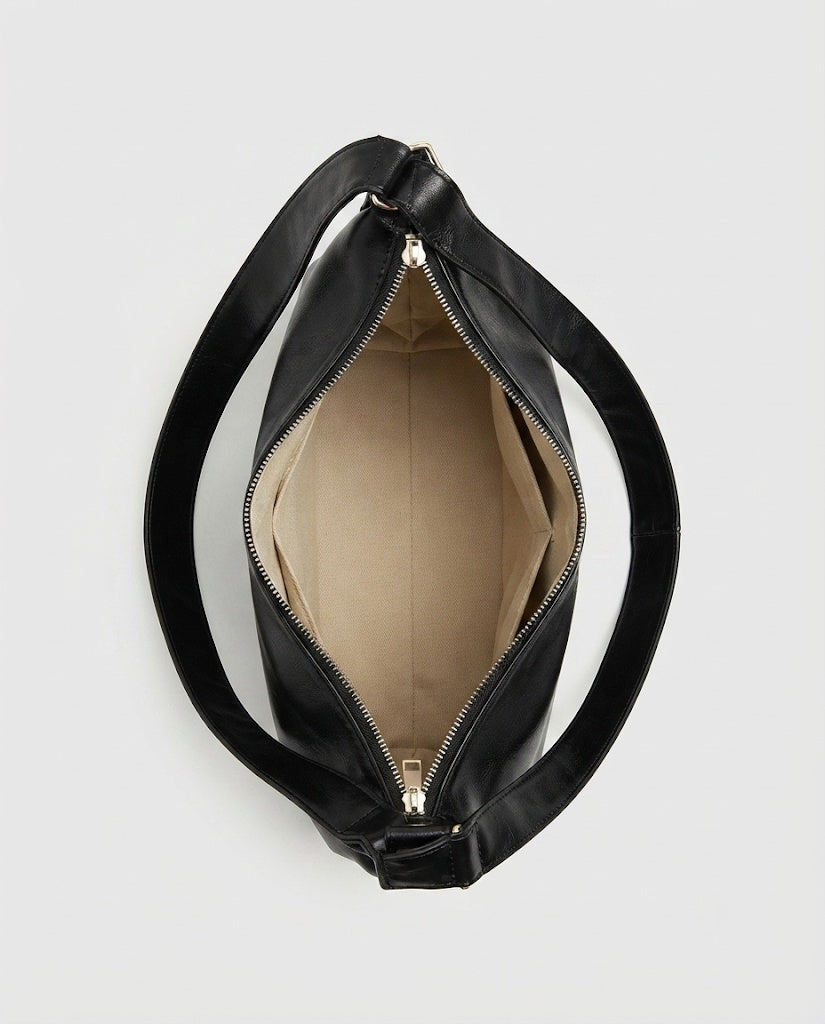 Maison Loria The Valentine Shoulder Bag in Black